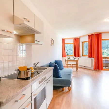 In Neustift Near Lift Апартаменты Нойштифт-им-Штубайталь