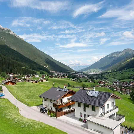 Plush With Mountain Views Neustift im Stubaital